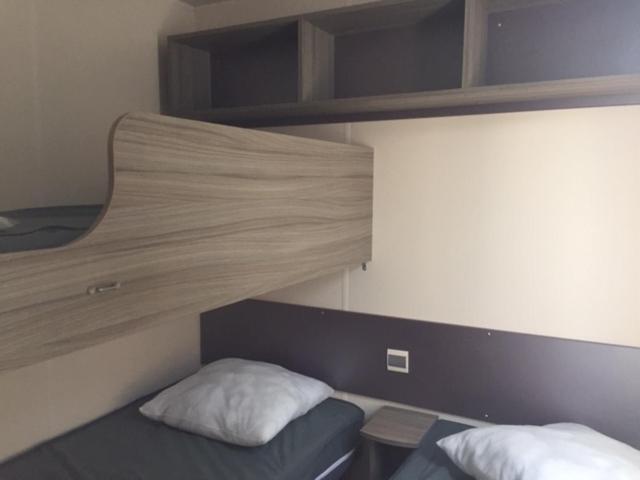 Celine Mobil Home Port-la-Nouvelle Exteriör bild